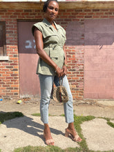 Load image into Gallery viewer, Sleeveless V-neck lapel utility vest jacket/top