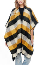 Load image into Gallery viewer, Plaid pashmina poncho