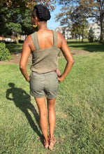 Load image into Gallery viewer, Cross halter front knot tie top