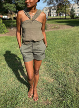 Load image into Gallery viewer, Cross halter front knot tie top